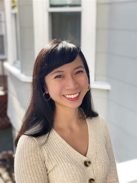 Thuy Phan .